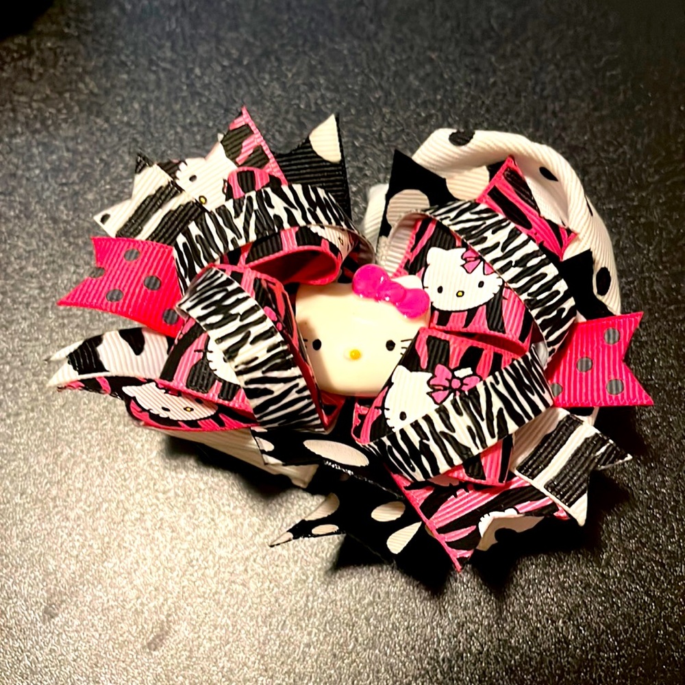 Hello kitty girls hair bow